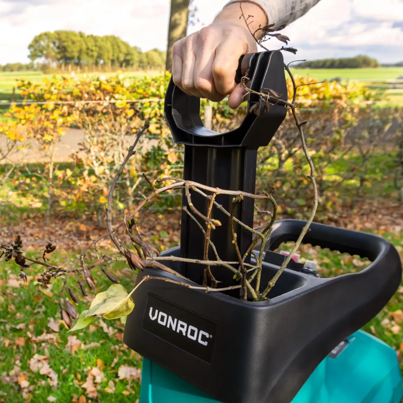 Vonroc Stille Hakselaar 2800w – Voor Takken Tot Diam.45mm | Incl. 60l Opvangbak