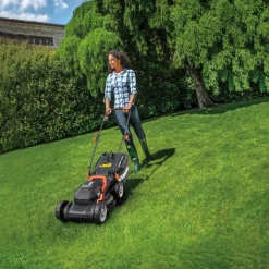 Worx accu grasmaaier WG779E 2x20V + accu grastrimmer WG157E 1x20V - incl. 2 accu's + lader