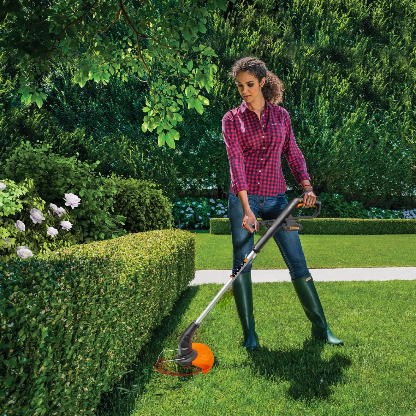 Worx accu grasmaaier WG779E 2x20V + accu grastrimmer WG157E 1x20V - incl. 2 accu's + lader