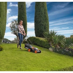 Worx accu grasmaaier WG779E 2x20V + accu grastrimmer WG157E 1x20V - incl. 2 accu's + lader