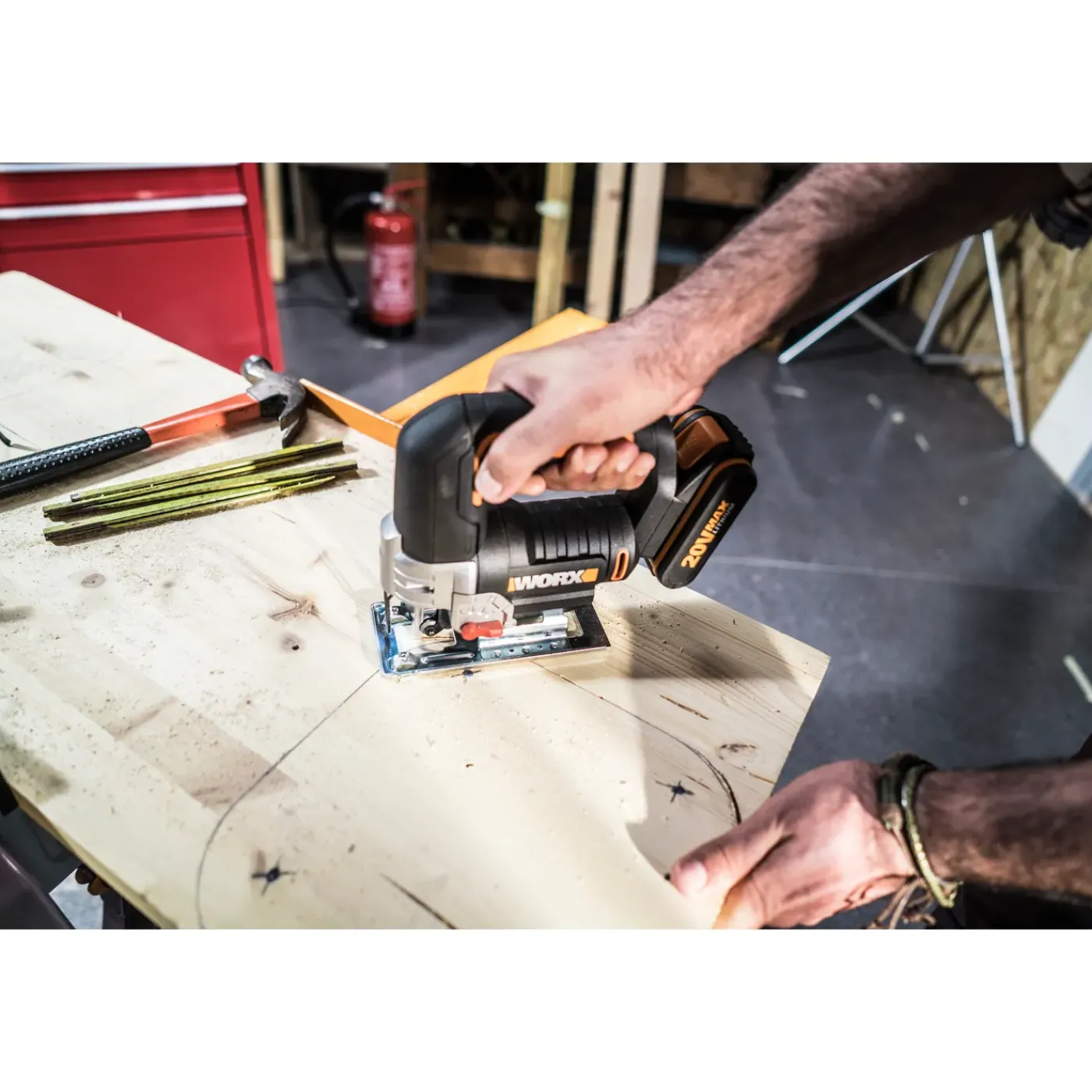 Worx Decoupeerzaag WX543 - 20V Accu (zonder accu) - Pendelfunctie - Variabele snelheid